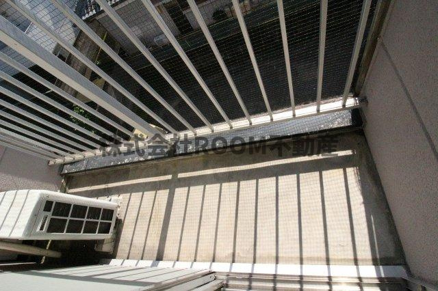 ガーデンKH3のバルコニー|外からの目が気にならないバルコニーで洗濯物が干せます