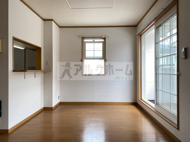 サニーグレイスM2号館