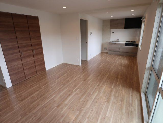 フレグランス竹原　Ｂ棟の居間・リビング