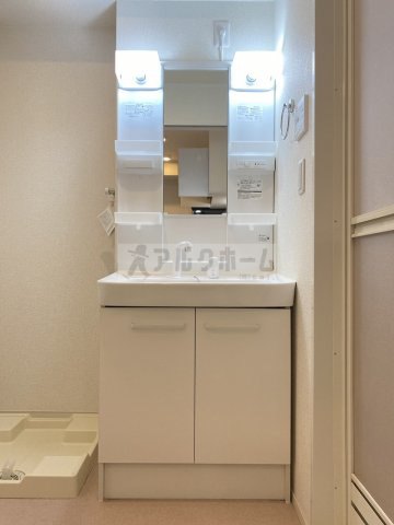 メゾンオーブの独立洗面台