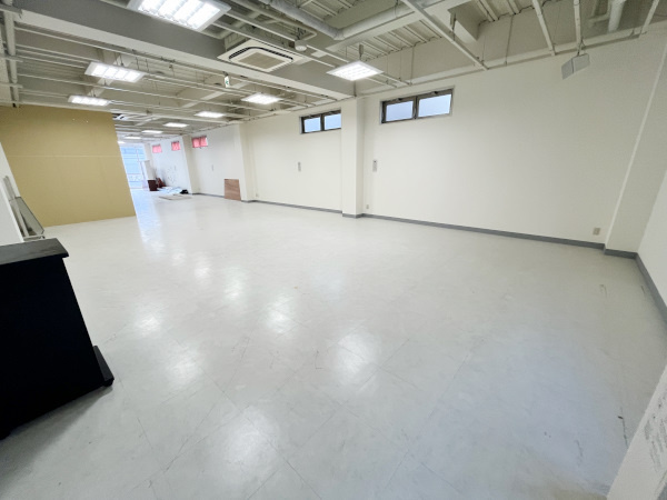 浜松士業ビルの内装