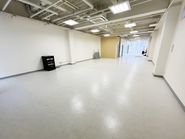 浜松士業ビルの内装