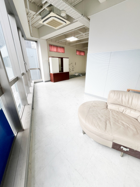 浜松士業ビルの内装