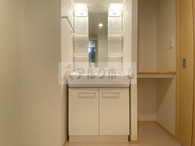 フリーデ グランツの独立洗面台