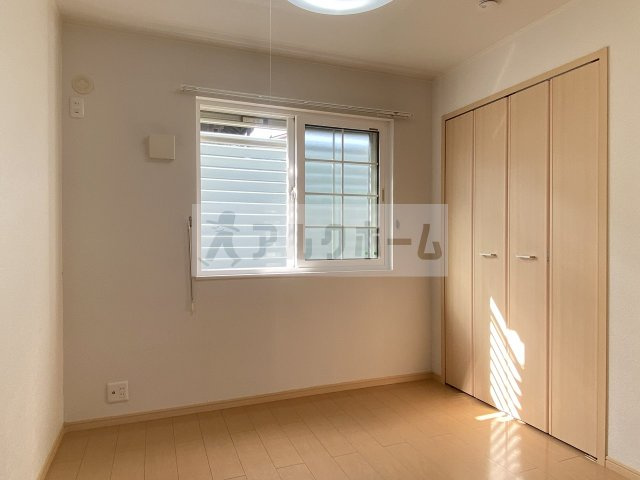 フリーデ グランツの洋室