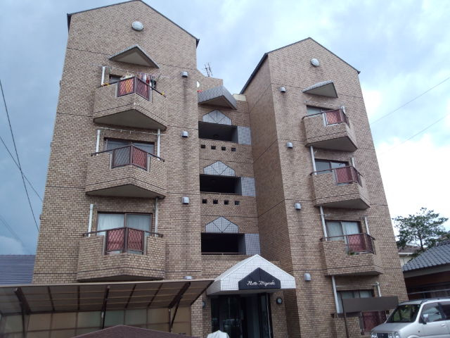 ルート宮崎の外観