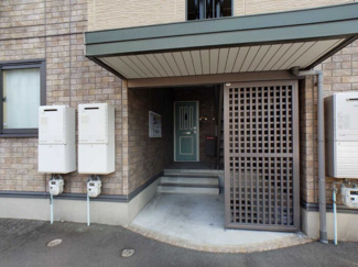 【エントランス】 | ソレーユ高岡 C棟