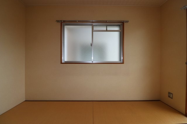 ハイツかおるの和室|和室があれば客間としても活用できます
※内装が若干異なる場合がございます