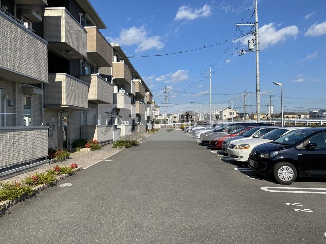 セクレール北本町　A棟の駐車場