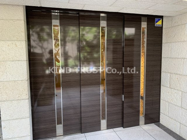 W.O.B.UMEDAのエントランス|毎日通るエントランスはこのようになっています