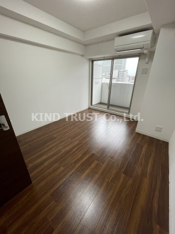 W.O.B.UMEDAの居間・リビング|おしゃれな居間です