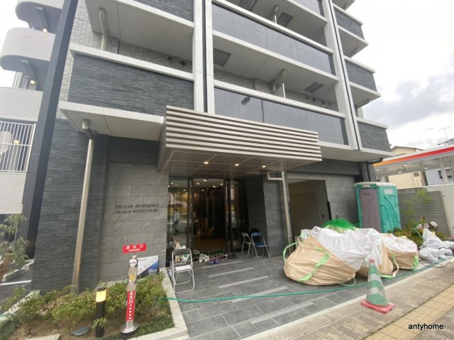 エスリードレジデンス大阪ウエストコート　仲介手数料無料のエントランス