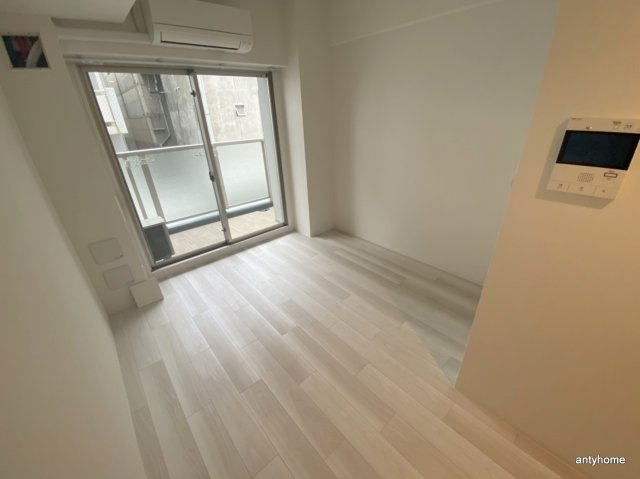 エスリードレジデンス大阪ウエストコート　仲介手数料無料の寝室