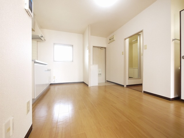 エミール指柳の居間・リビング|使いやすい居間です