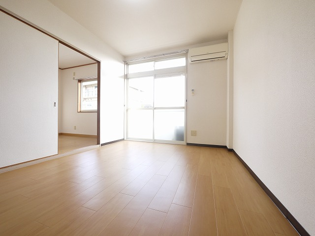 エミール指柳の洋室|スタンダードな洋室です