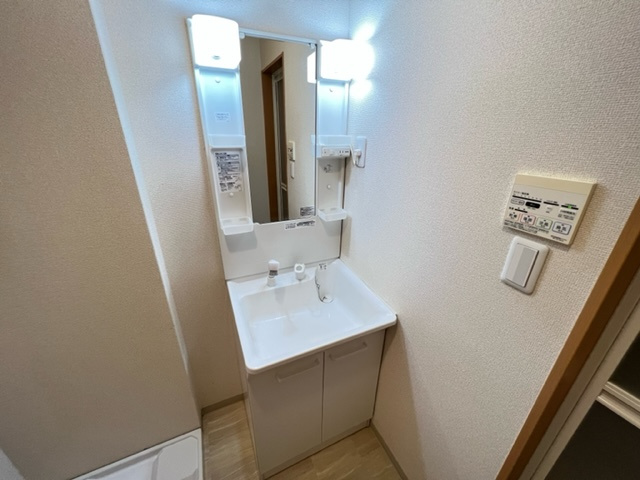 アムールカーサ・アレーグレの独立洗面台