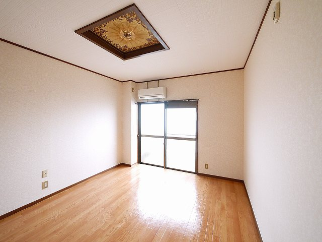 コーポ華（肘塚町）の設備|エアコンも完備。