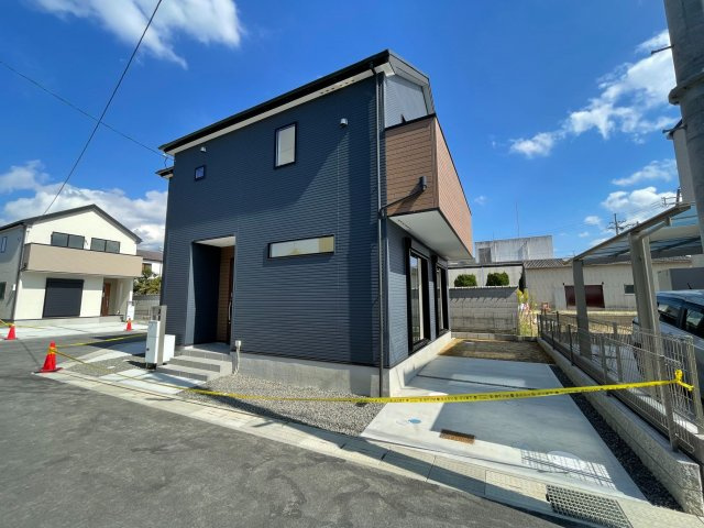 最寄り駅徒歩５分！オール電化の収納豊富な３ＬＤＫ住宅♪駐車２台ＯＫ◎リナージュ精華町祝園２２-１期の外観|外観