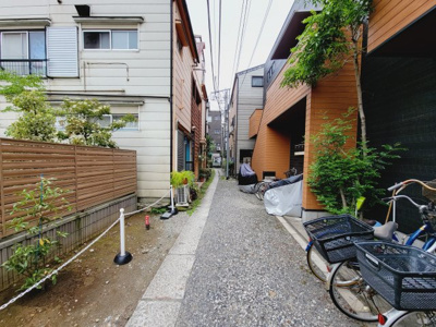 【周辺】 | グランコート根岸 | グランコート根岸　物件前