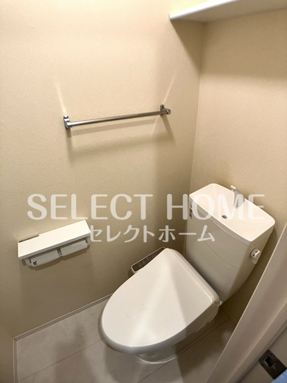 【トイレ】 | ルミエール・ドゥ・ソレイユ | トイレです