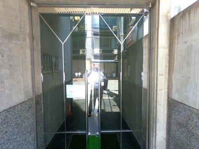 【エントランス】 | KWIビル