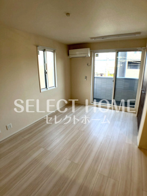 【居間・リビング】 | ルミエール・ドゥ・ソレイユ | ゆったりとしたリビングです