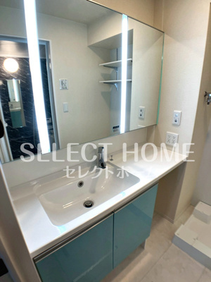 【独立洗面台】 | ルミエール・ドゥ・ソレイユ | 独立洗面台で身支度をすべて済ませてしまいましょう