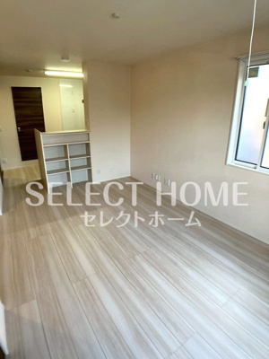 【寝室】 | ルミエール・ドゥ・ソレイユ | 広くて明るい寝室