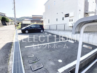 【駐車場】 | セレーノⅡ