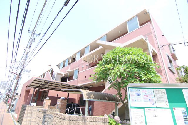 クレシア．アイ  の外観