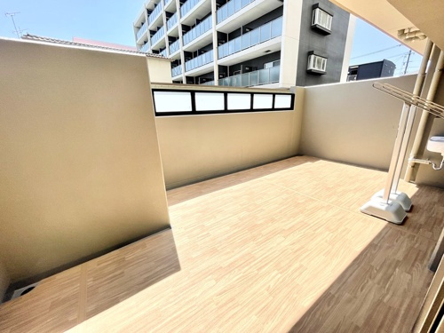 熊本市中央区九品寺５丁目の賃貸マンションのバルコニー