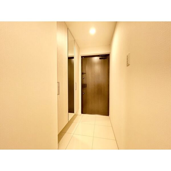 熊本市中央区九品寺５丁目の賃貸マンションの玄関