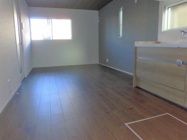 バードガーデン南一色町の内装