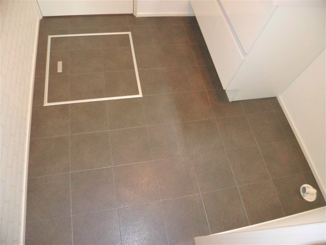 バードガーデン南一色町の洗面所