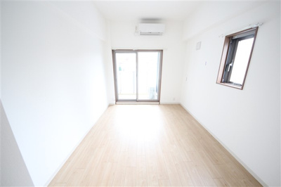 【居間・リビング】 | フォーリアライズ天神橋ルーチェ