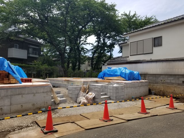 【外観】 | 緑溢れる閑静な住宅街に使い勝手良い３LDKの新邸全２棟 | 販売現地　緑溢れる閑静な住宅街の一角です。