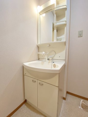 【独立洗面台】 | カーサリンピオ A棟