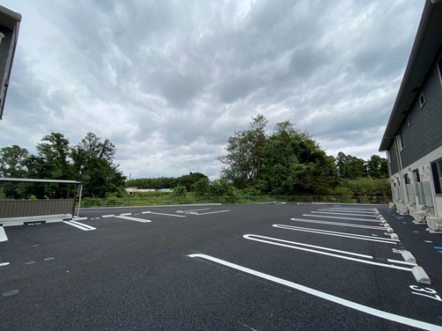 【駐車場】