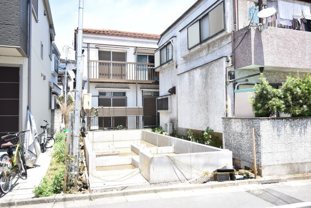 【外観】 | 南道路に面した明るい３LDK | 販売現地 2022年9月完成予定