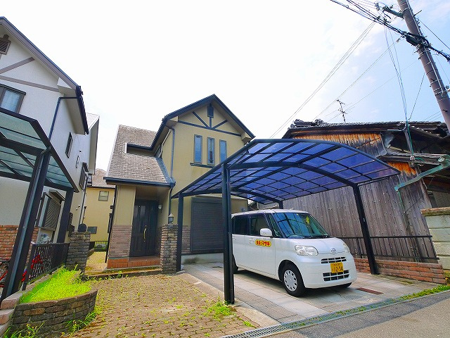 法蓮町戸建住宅の外観