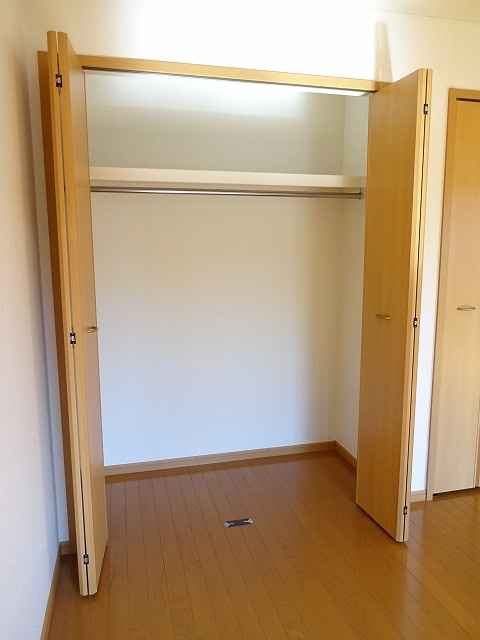 フォレスタンの収納