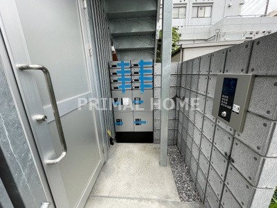 【エントランス】 | フロントフィールド８