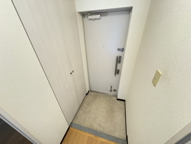 ラ・パラドール中山の玄関