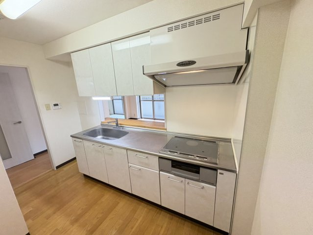 ラ・パラドール中山のキッチン