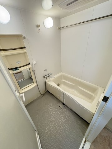 ラ・パラドール中山の浴室