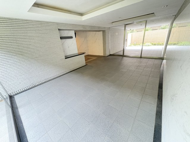 ラ・パラドール中山のロビー