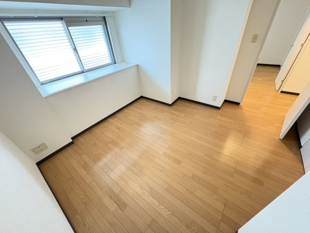 ラ・パラドール中山の居間・リビング