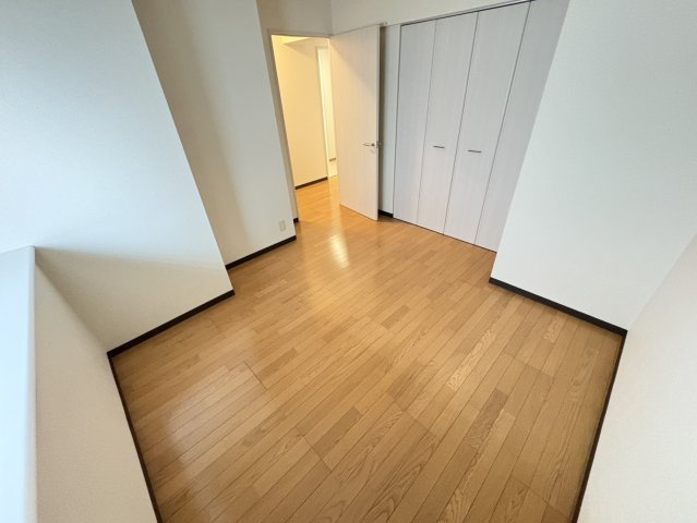 ラ・パラドール中山の居間・リビング