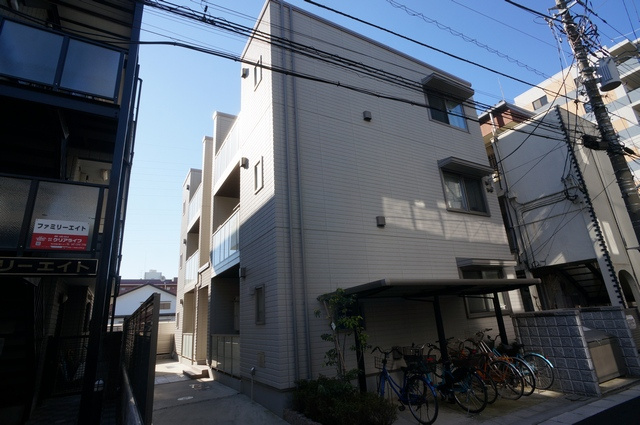 パインカーサの外観|積水ハウス設計・施工のシャーメゾンです♪