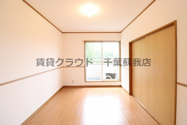 宍倉コーポ3号館の居間・リビング|おしゃれな居間です